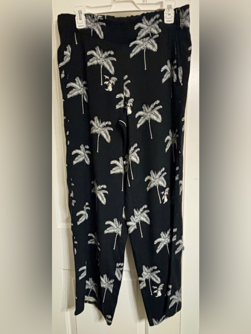 Ann Taylor Black and White Palm-Print Wide Leg Pants in XXSP